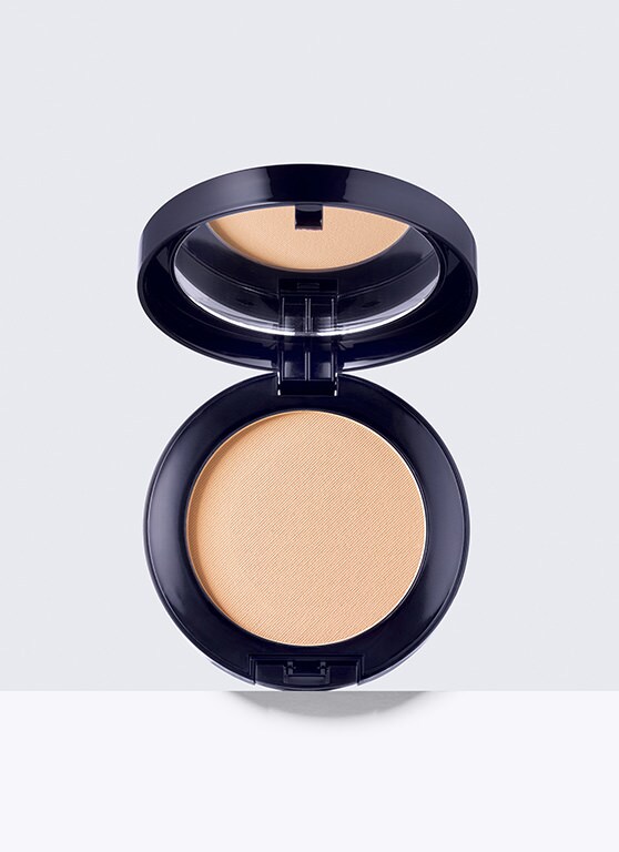 Set. Blur. Finish Perfecting Pressed Powder